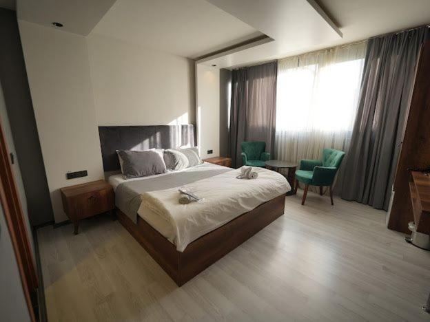 Ci Plus Otel Isztambul Kültér fotó